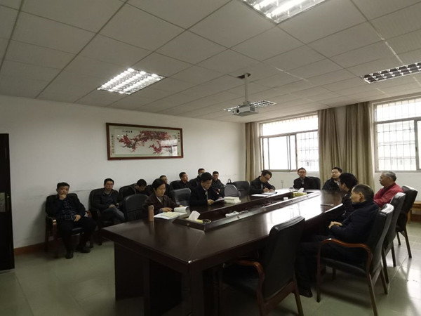 fe9386ddb26a4c2ebc7aeddc0202a32b.jpg