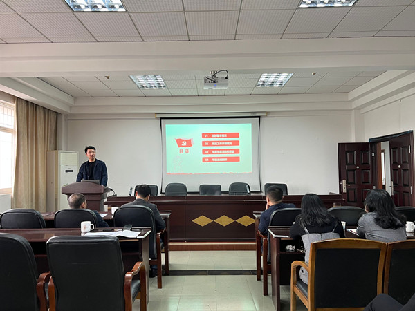 ce105d89771a42b988cd9a3feb2ca546.jpg