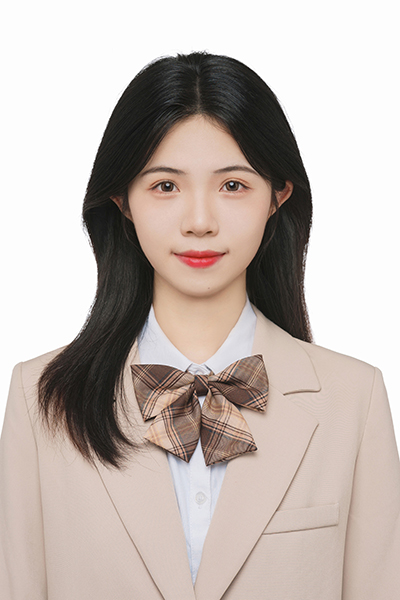 欧阳子怡.jpg