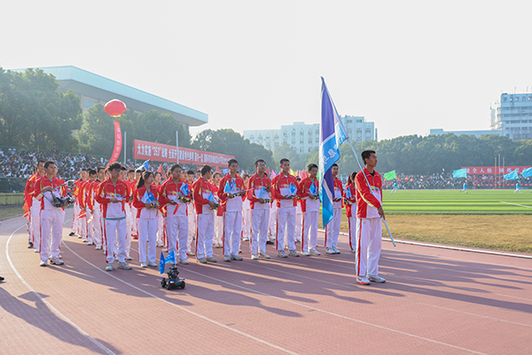 12de2a4764f44f99820de22170ed1b20.jpg
