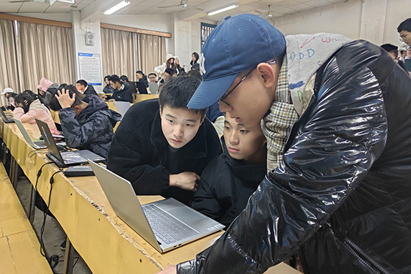 f594d9cdf1474ea1a9c55b885b431751.jpg 指导.jpg