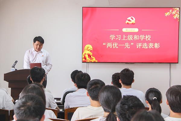 1d6b9668669e406e9cd9e74d087fabf4.jpg 唐一睿.jpg