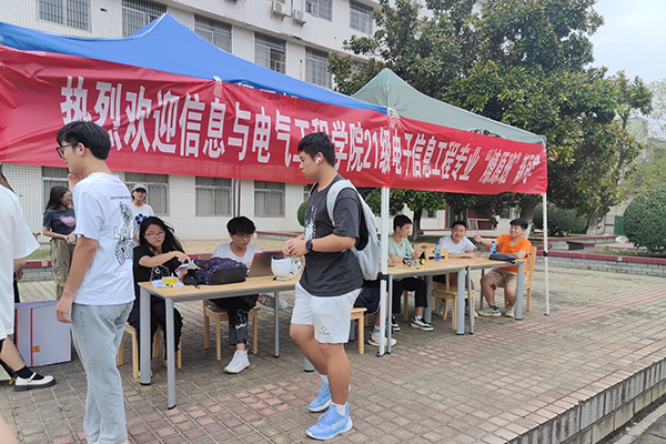 dd1fb603f3644afcbac3f3c33313c5eb.png 图片1.png