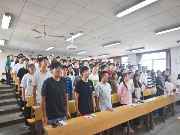 3d052961a19f42ed9703c6b8e348ceee.jpg