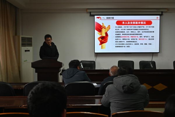 afeccf423cd24bd19fe0fc72dc019818.jpg